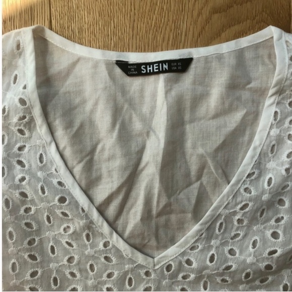 NWT SHEIN White Eyelet Sleeveless Blouse -  XS - Picture 8 of 13